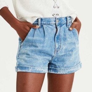 American Eagle Denim Mom Shorts Size 10